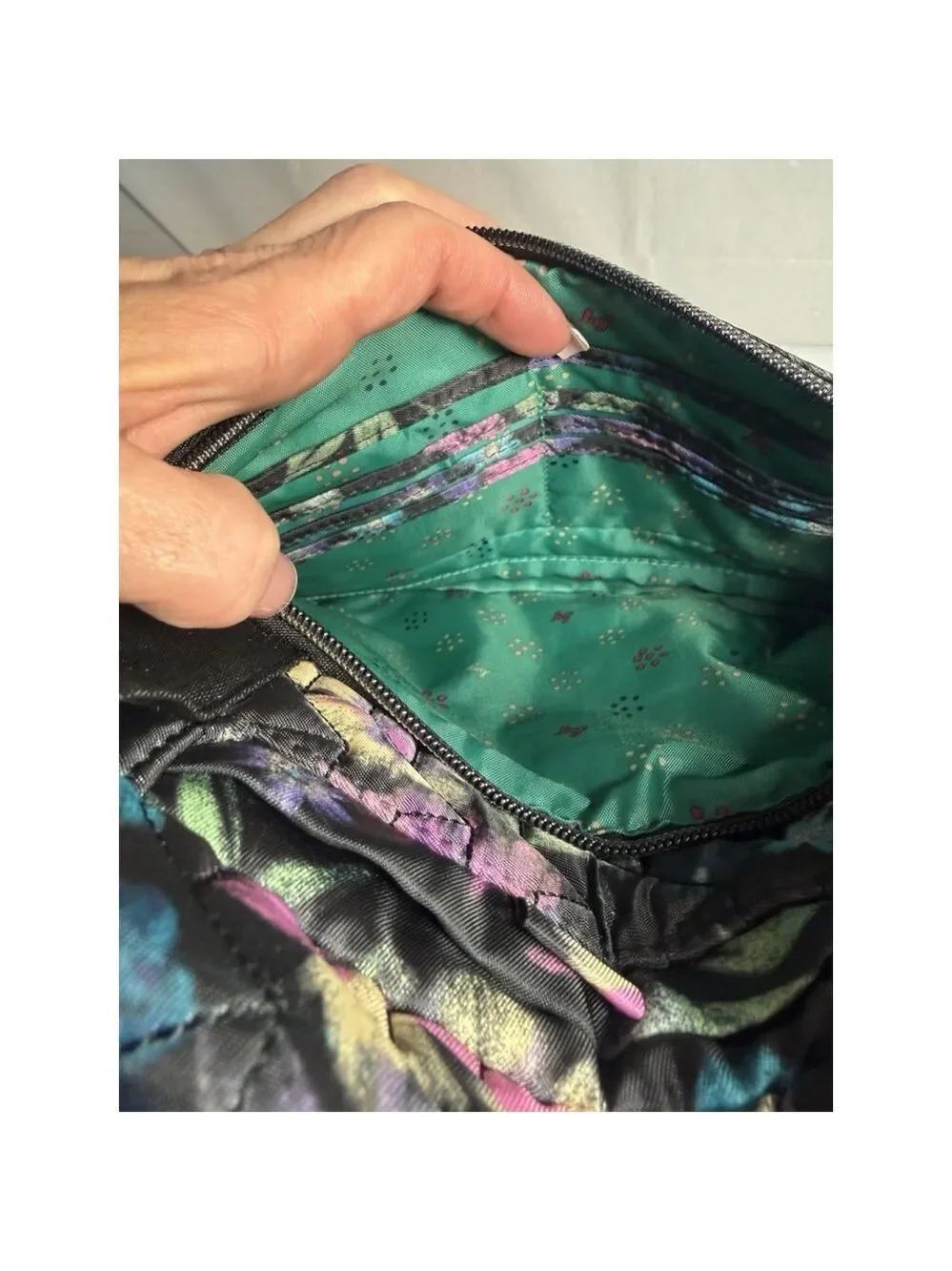 LUG jive satchel Built In Wallet